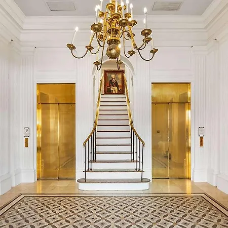 Lafayette Luxurban. Trademark-2